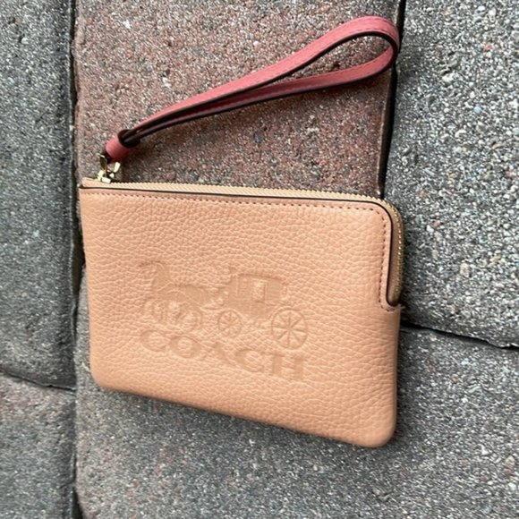Coach Corner Zip Wristlet In Colorblock With Horse And Carriage - Picture 6 of 16